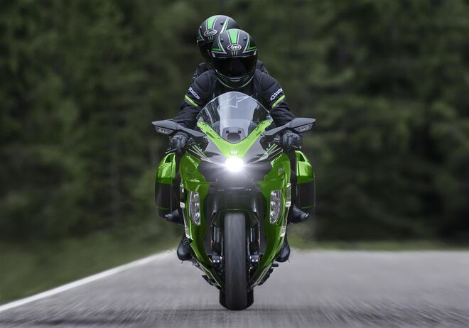 Motocykl Kawasaki Ninja H2 SX SE / 2025