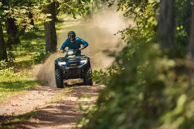 Čtyřkolka Kawasaki Brute Force 450 T-CAT modrá